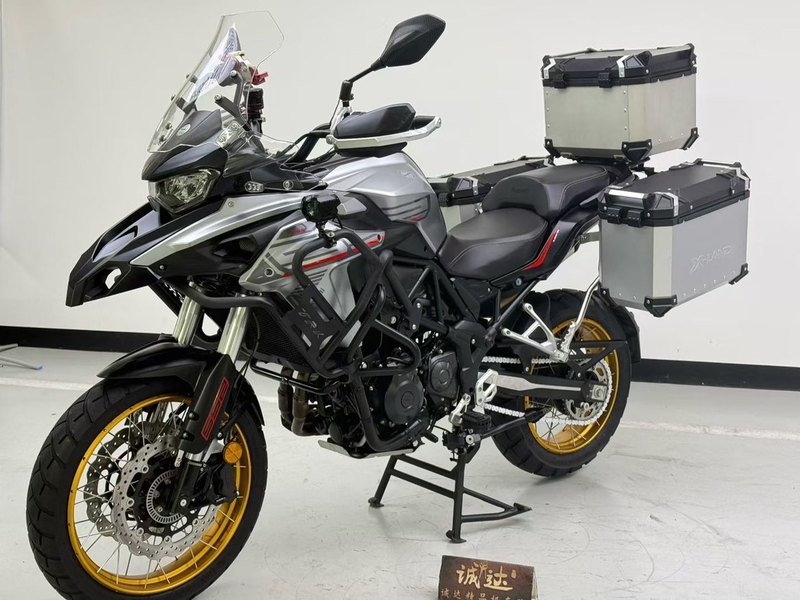 二手贝纳利TRK552