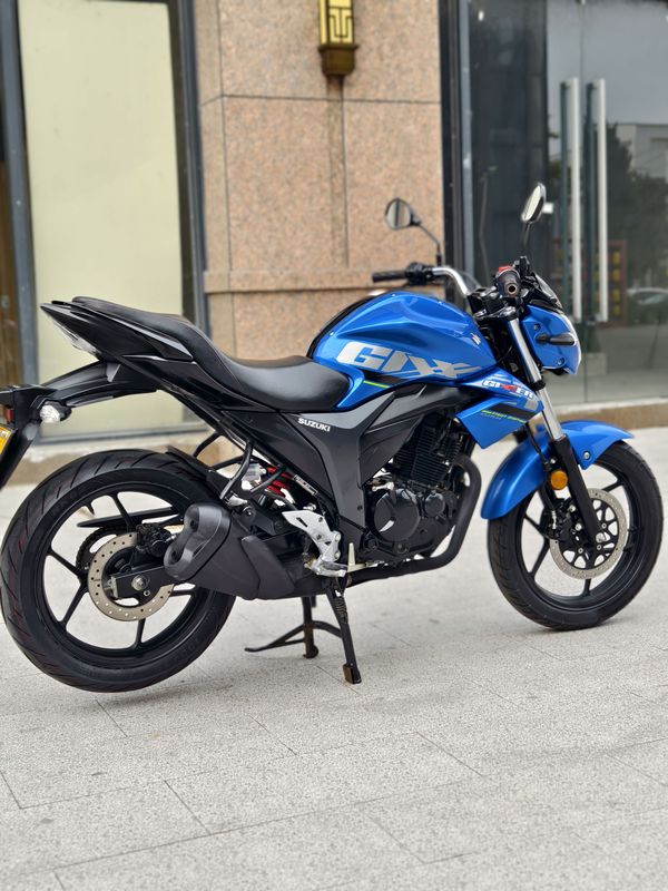 二手济南铃木极客飒 Gixxer 155