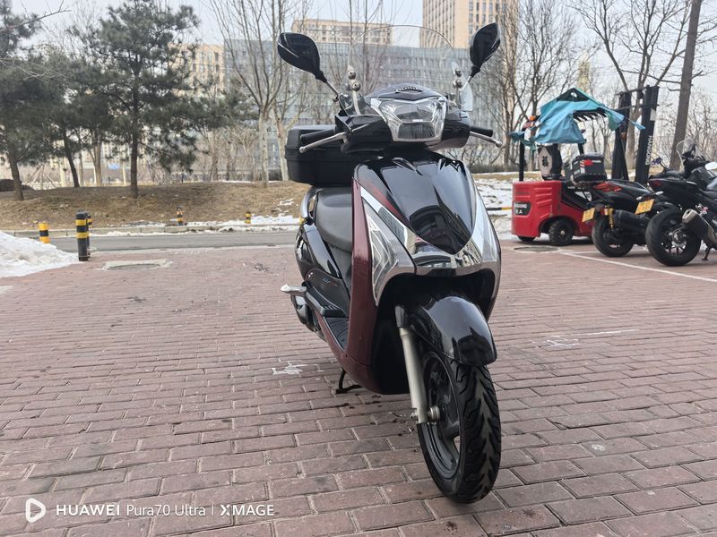 二手五羊本田SCR110 佳御