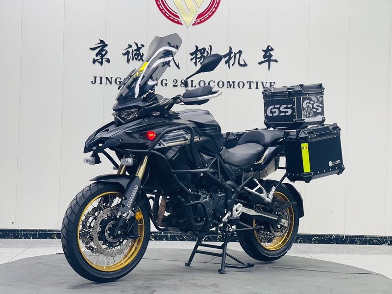 二手贝纳利TRK552