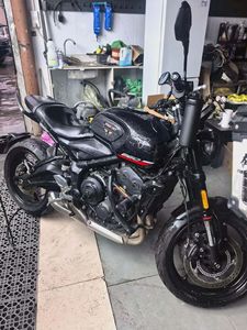 二手凯旋Trident 660