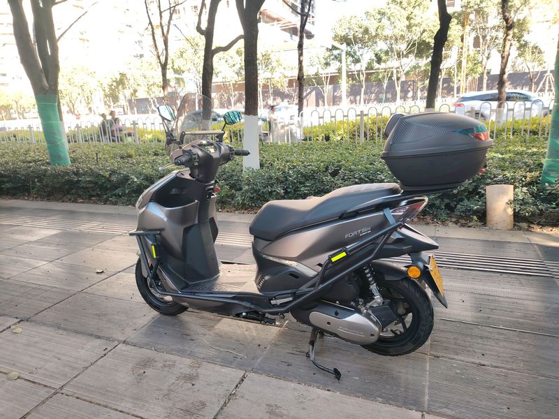 二手QJMOTOR鸿150RS