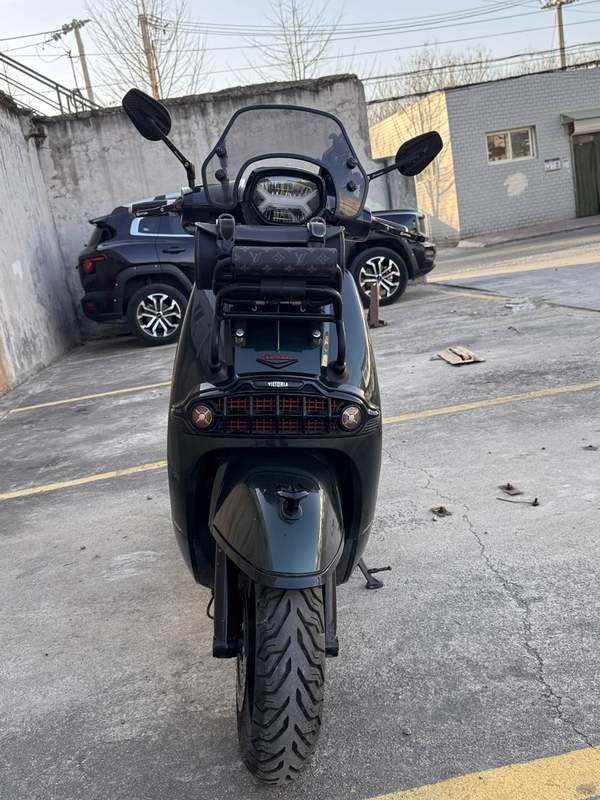 二手维多利亚Sixties 300i