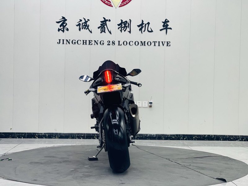 二手雅马哈YZF-R1