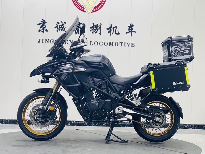 二手贝纳利TRK552