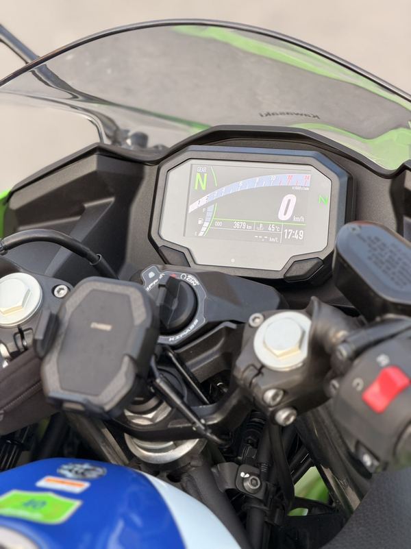 二手川崎Ninja 500