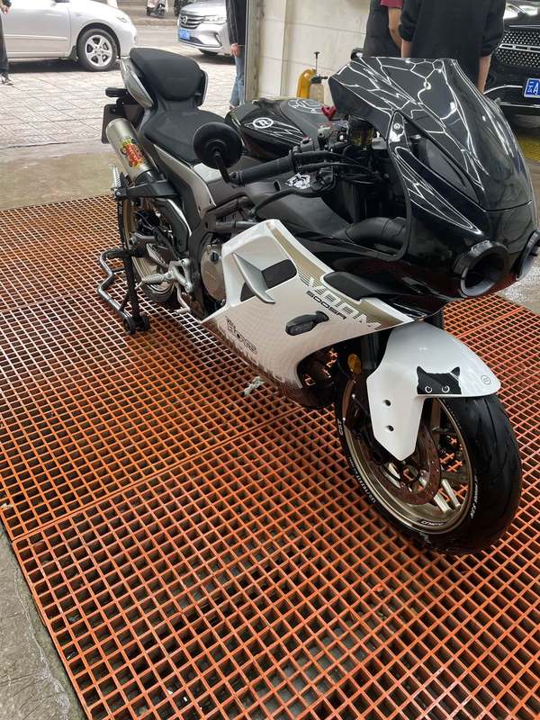 二手春风500SR VOOM