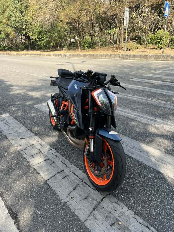 二手KTMR2R1290 Super Duke