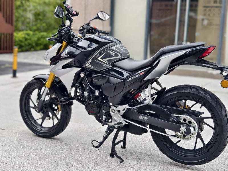 二手五羊本田CB190R 暴锋眼