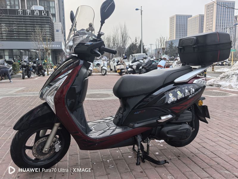 二手五羊本田SCR110 佳御