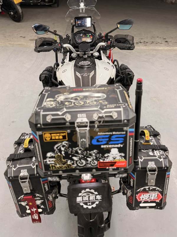 二手贝纳利金鹏 TRK502