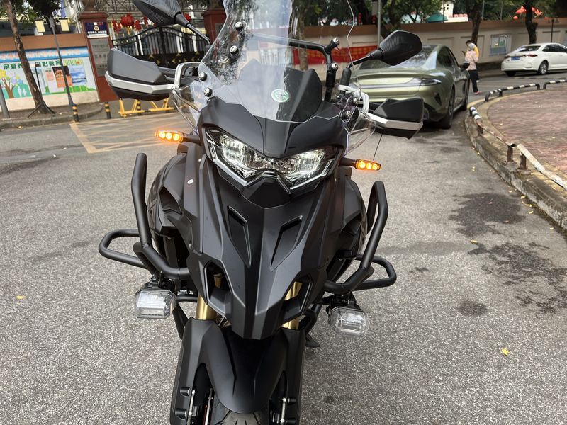 二手贝纳利TRK552