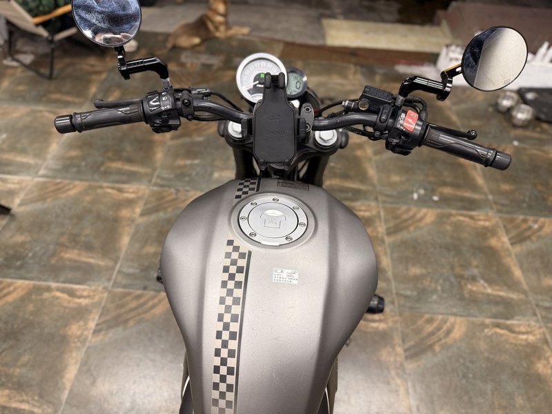 二手五羊本田鸷道 CB190SS