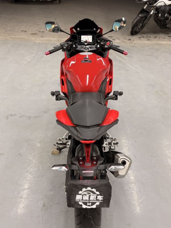 二手本田CBR400R