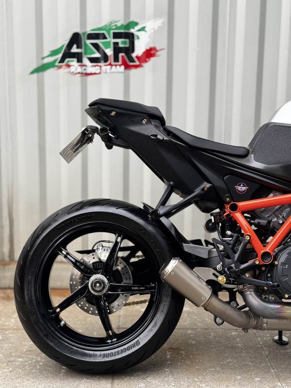 二手KTMR2R1290 Super Duke