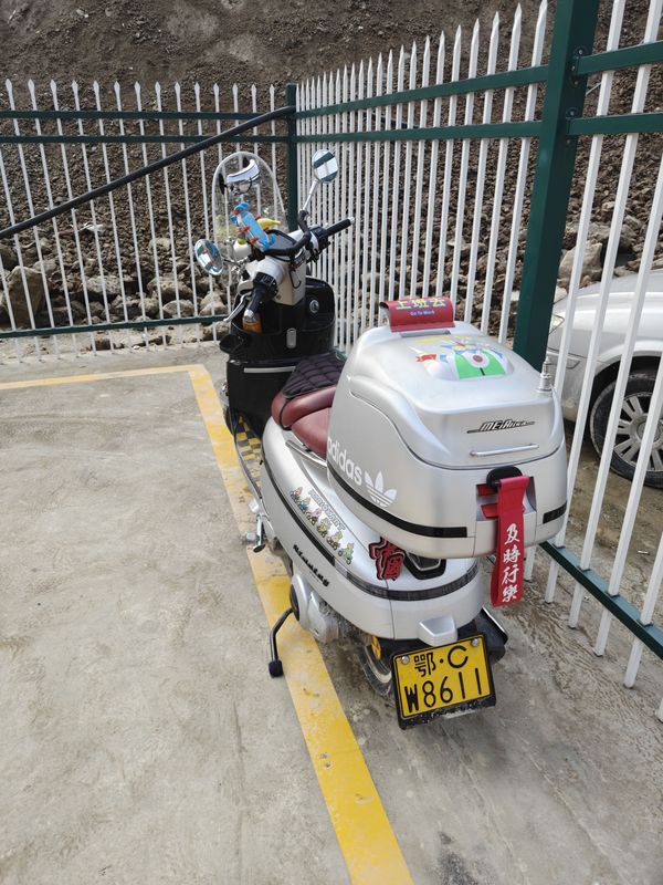 二手南方梦拉丽莎 飞戈