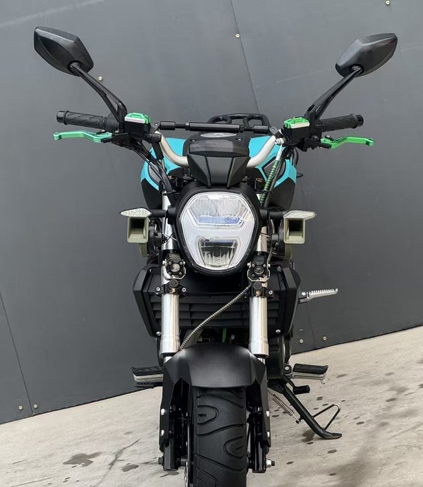 二手银钢小怪兽150