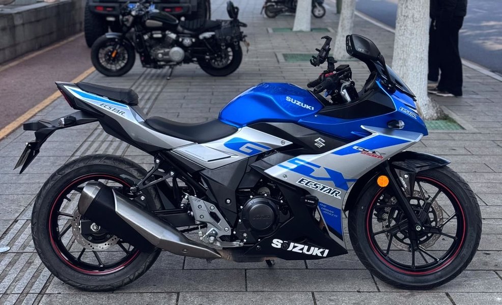 二手豪爵铃木GSX250R