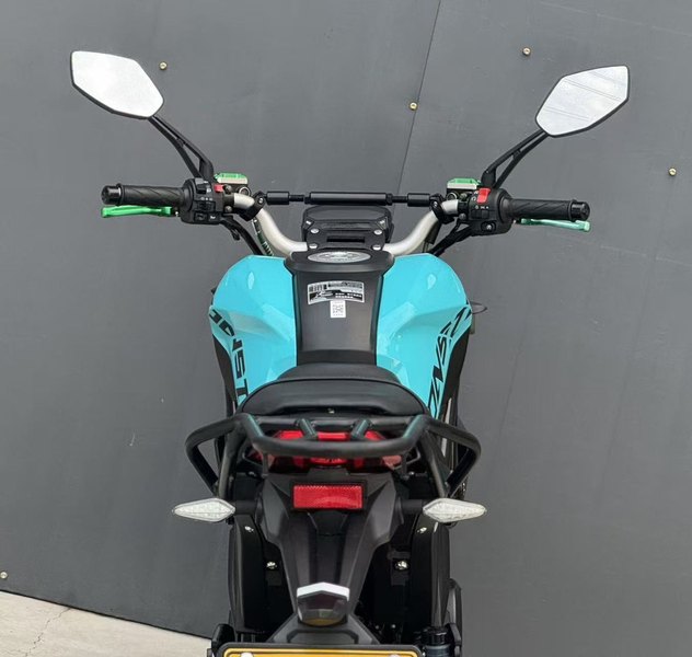 二手银钢小怪兽150