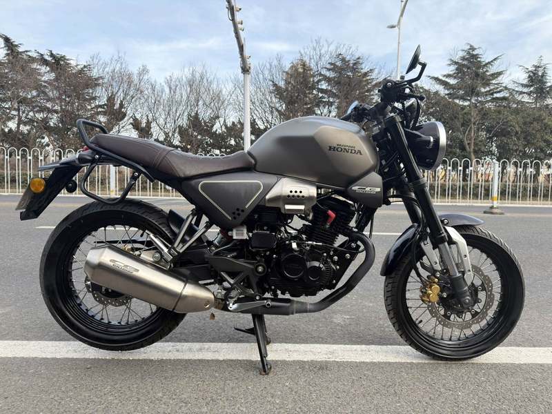 二手五羊本田鸷道 CB190SS