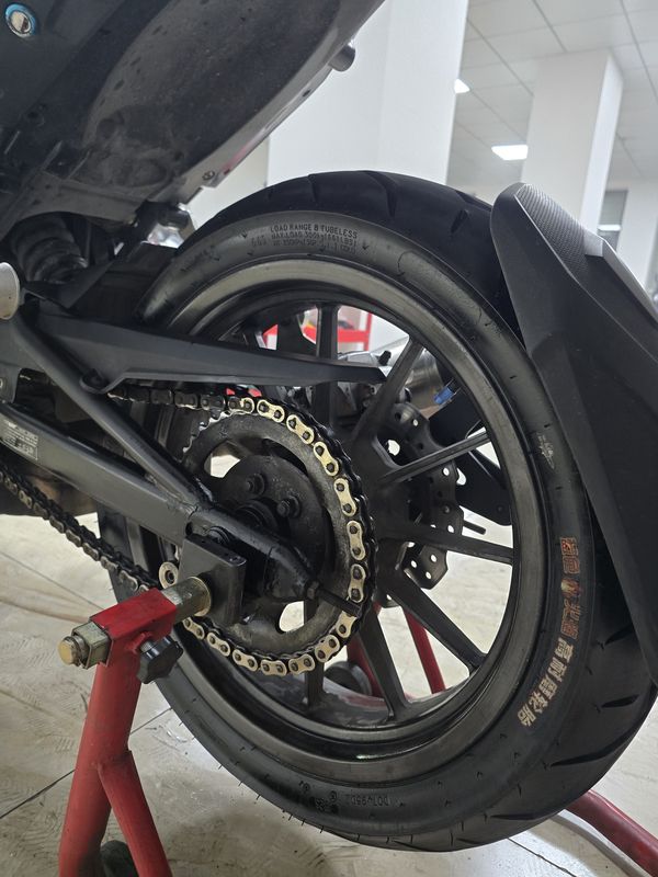 二手贝纳利金鹏 TRK251