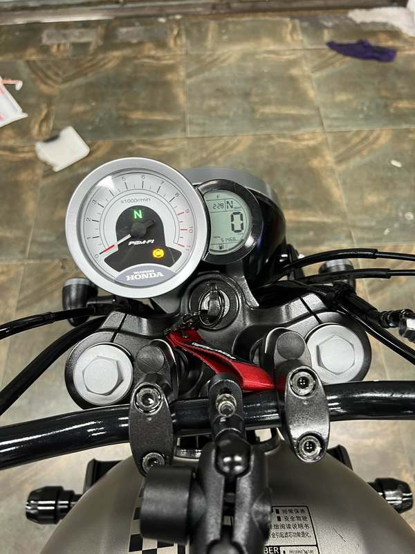 二手五羊本田鸷道 CB190SS