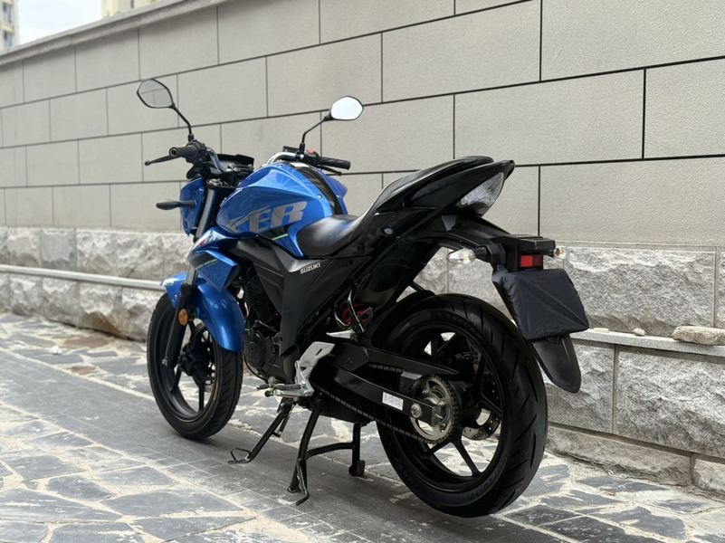 二手济南铃木极客飒 Gixxer 155 NK