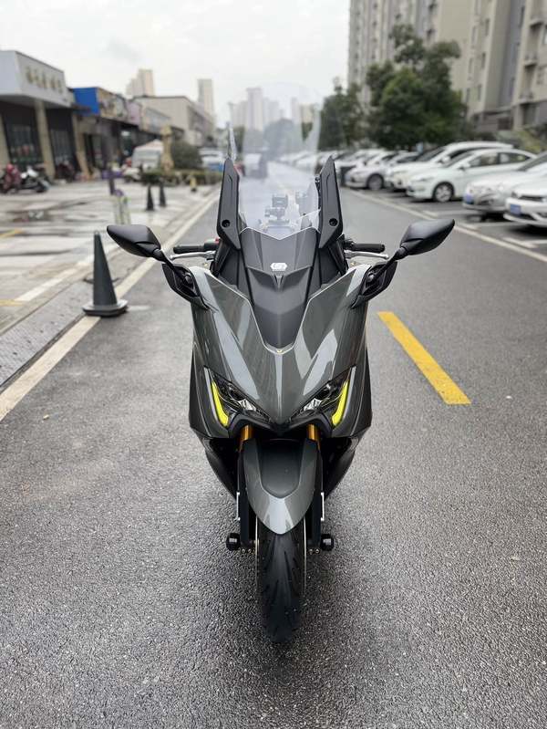 二手雅马哈TMAX