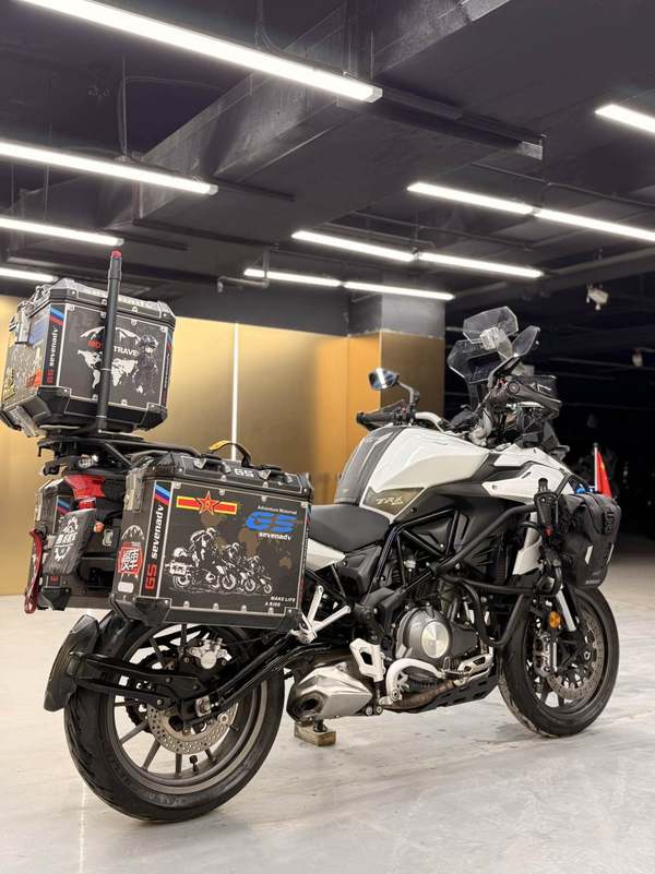 二手贝纳利金鹏 TRK502