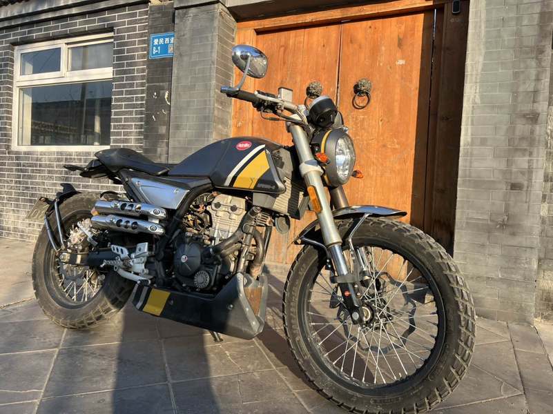 二手阿普利亚APR150-5