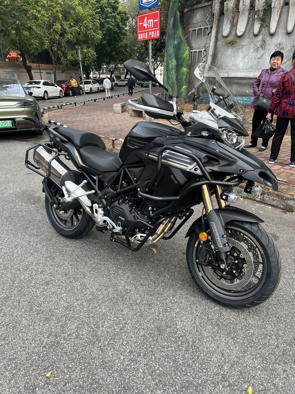 二手贝纳利TRK552