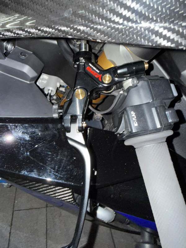 二手雅马哈YZF-R1