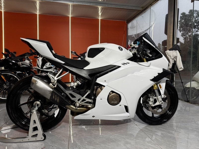 二手张雪机车500RR