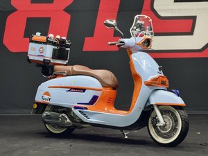 二手维多利亚Sixties 250Si