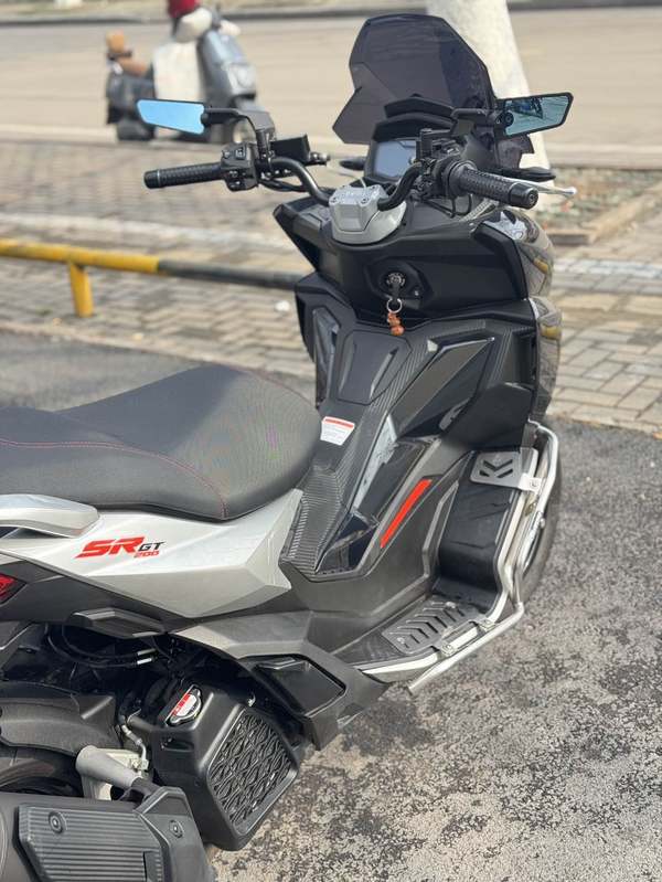 二手阿普利亚SR GT 200