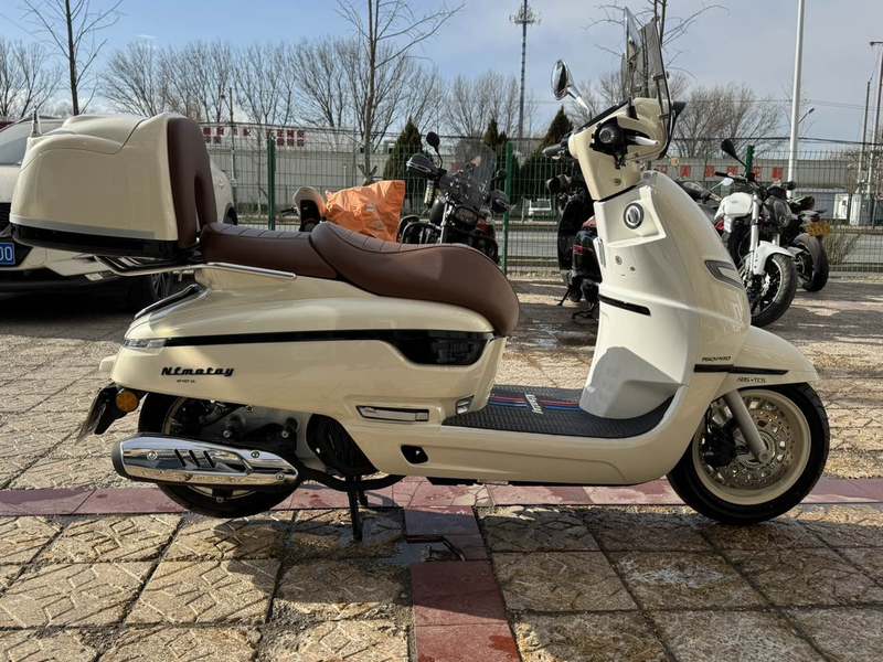 二手南方梦拉丽莎 飞戈