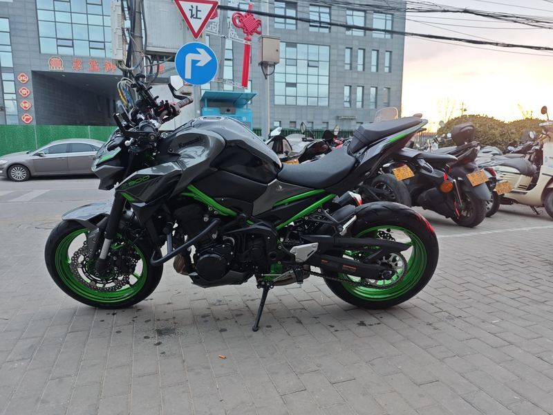 二手川崎Z900