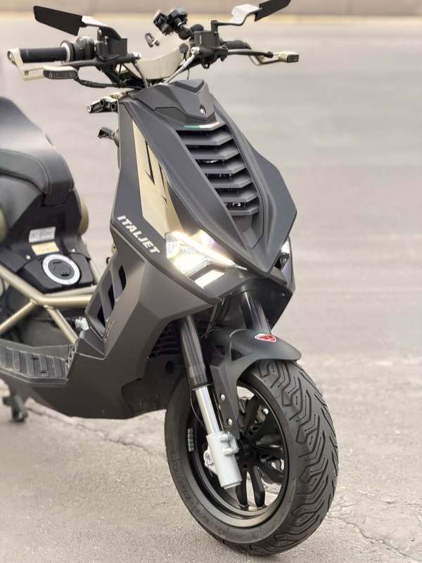 二手意塔杰特Dragster 150