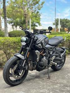 二手凯旋Trident 660