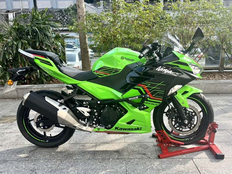 二手川崎Ninja 400