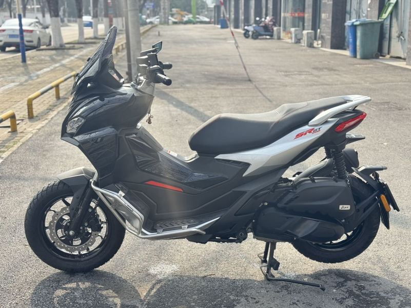 二手阿普利亚SR GT 200