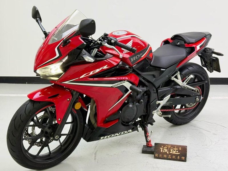 二手本田CBR400R
