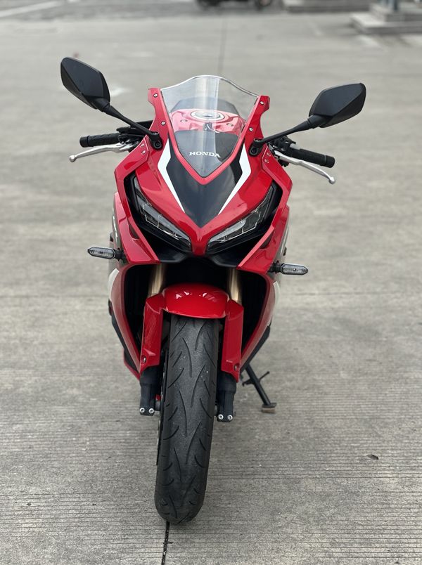 二手本田CBR650R
