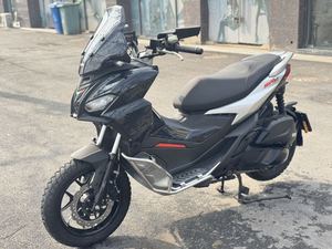 二手阿普利亚SR GT 200