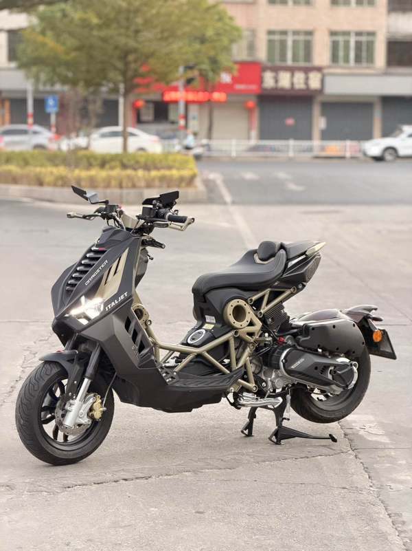 二手意塔杰特Dragster 150