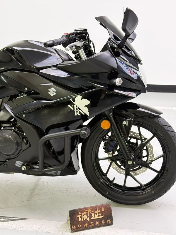二手豪爵铃木GSX250R