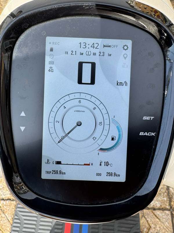 二手南方梦拉丽莎 飞戈