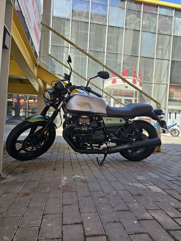 二手摩托古兹V7