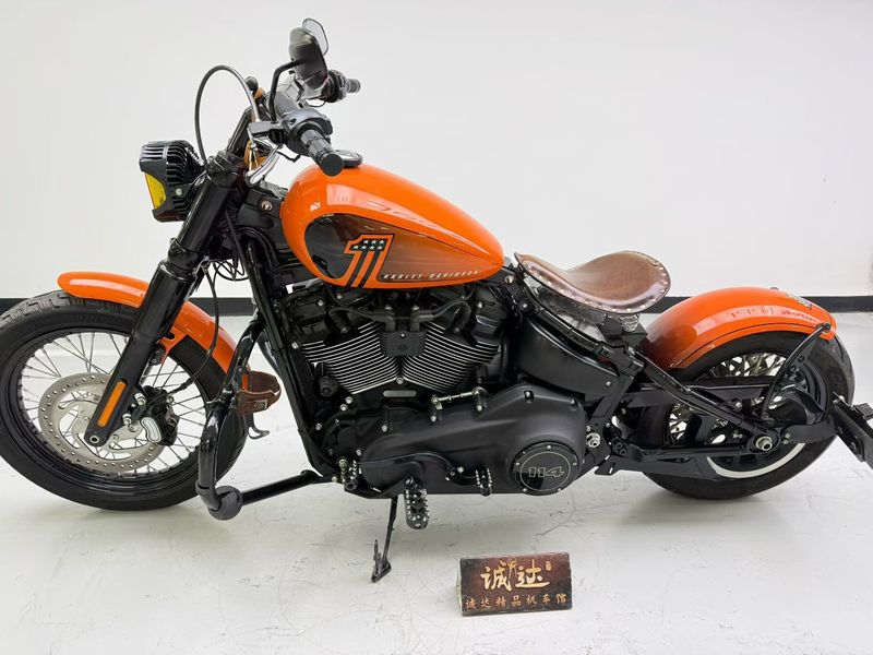 二手哈雷戴维森街霸 Street Bob