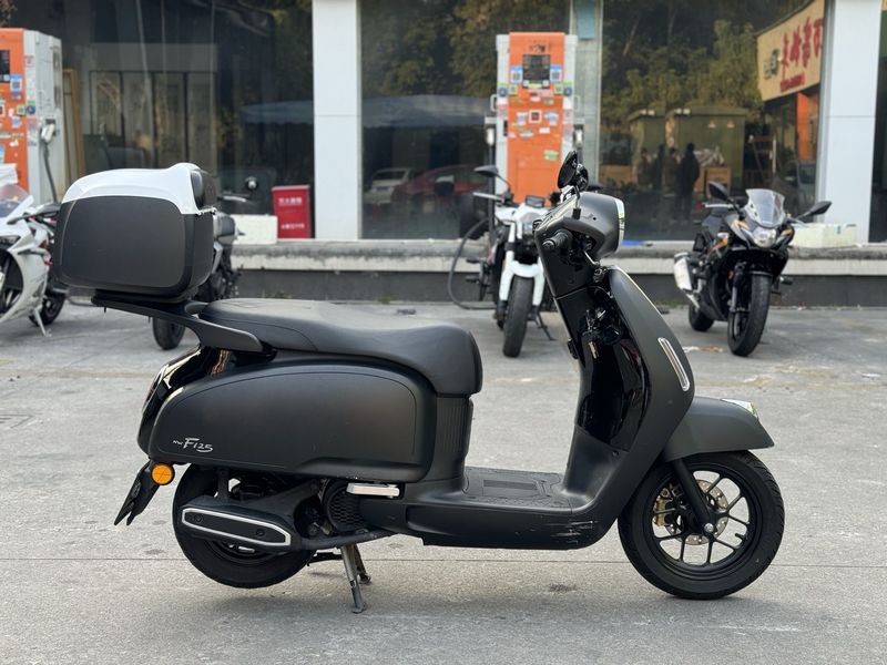 二手五羊本田NWF125